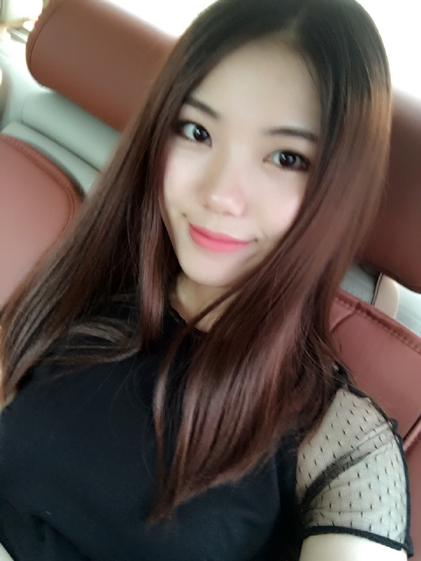 盛开的花朵的第二张照片--邢台相亲服务中心