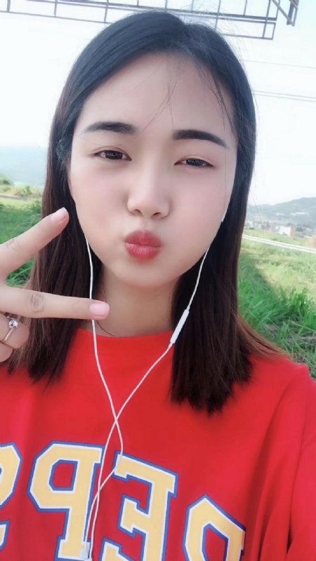 深拥必定温暖的第一张照片--邢台相亲服务中心