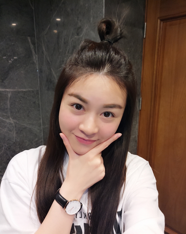 苹果味的第一张照片--邢台相亲服务中心