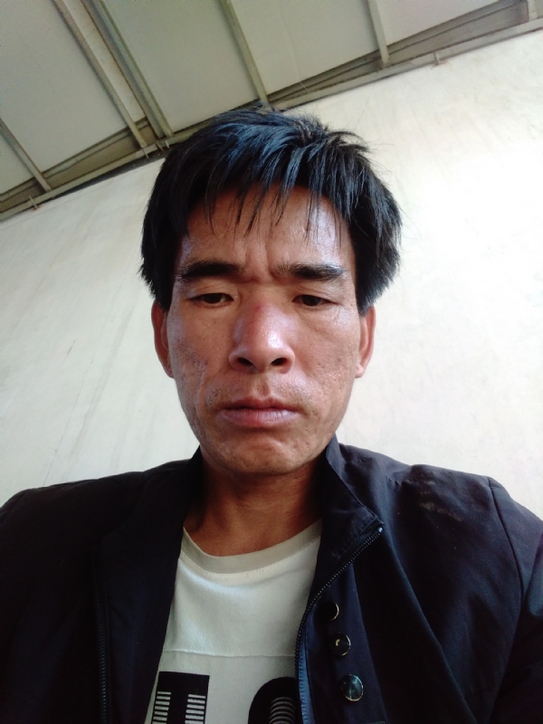 项斌的第一张照片--邢台相亲服务中心