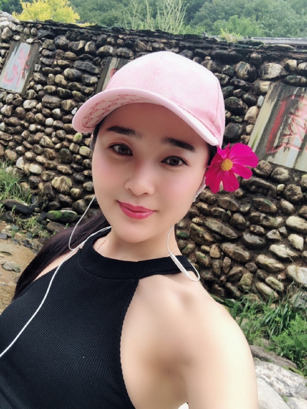 小白兔的大奶糖的第一张照片--邢台相亲服务中心