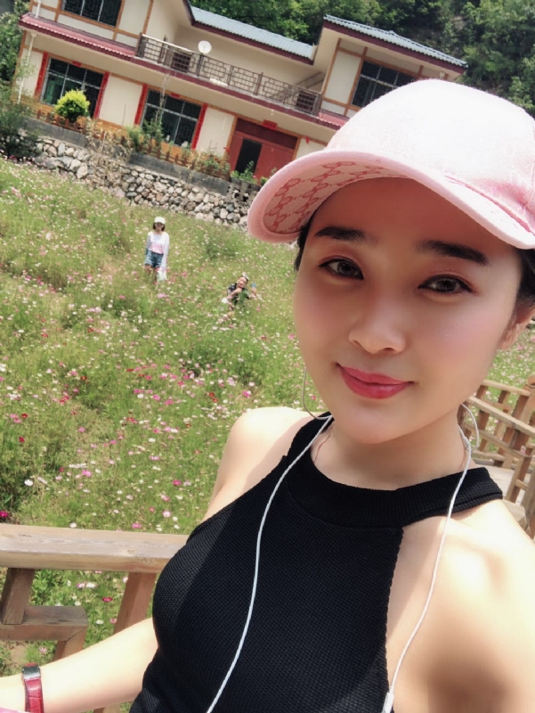 诗琪的第二张照片--邢台相亲服务中心