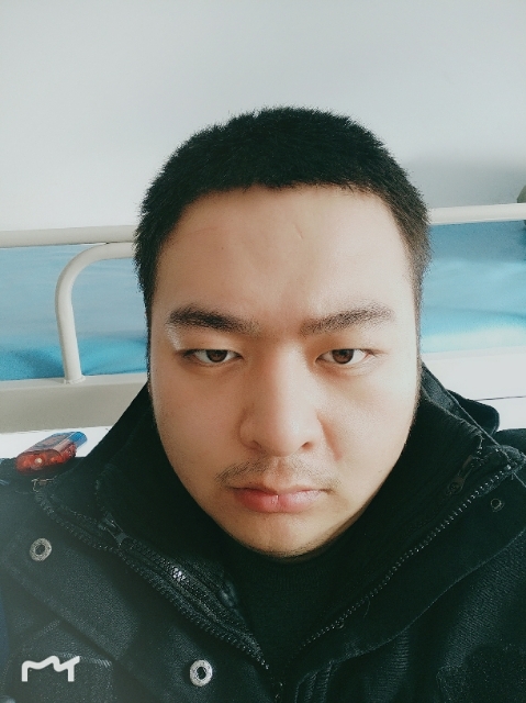 负重前行的第一张照片--邢台相亲服务中心