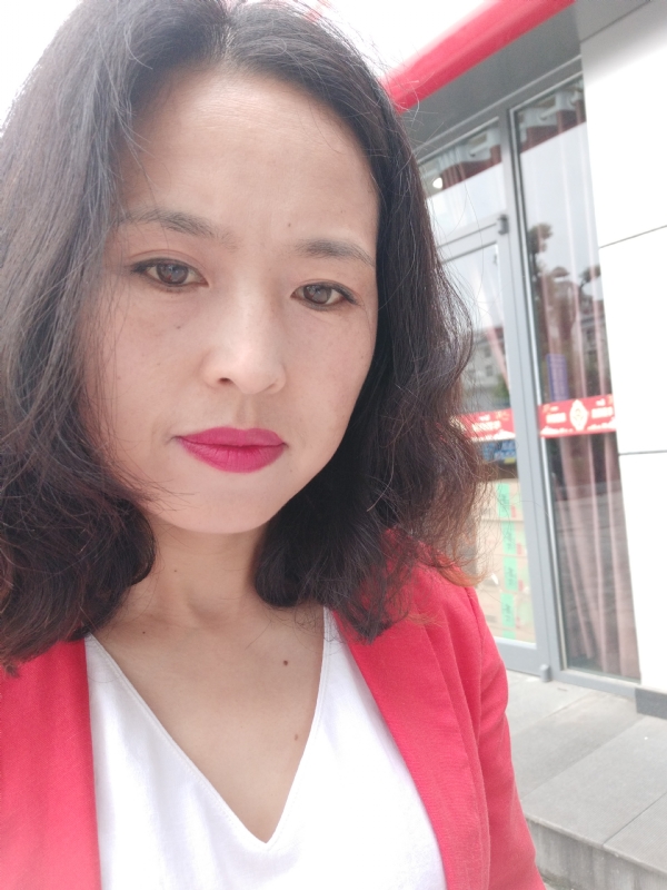 枫叶飘零的第一张照片--邢台相亲服务中心