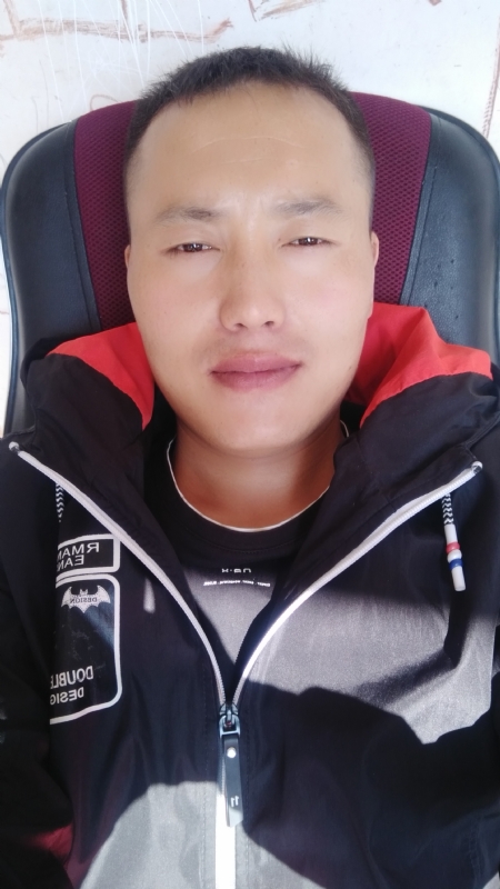 一花一世界的第三张照片--邢台相亲服务中心