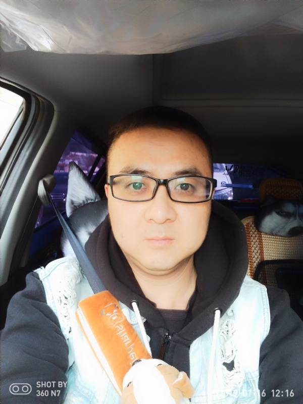 香烟最懂男人心的第一张照片--邢台相亲服务中心