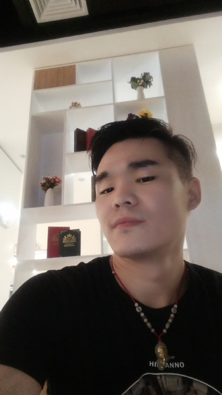 涵博随缘的第一张照片--邢台相亲服务中心