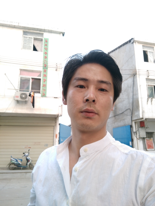 峰哥的第一张照片--邢台相亲服务中心