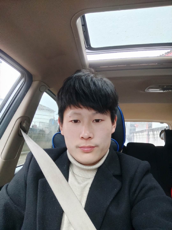 少年的第一张照片--邢台相亲服务中心