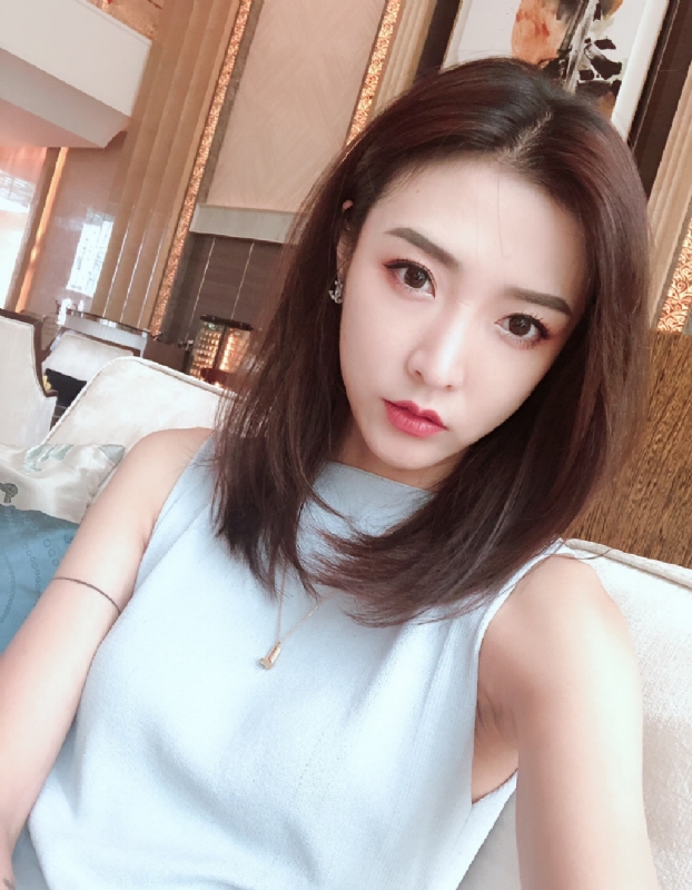 嘉嘉的第一张照片--邢台相亲服务中心