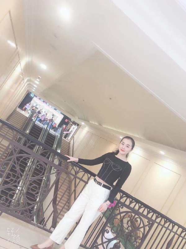 时光浅夏的第四张照片--邢台相亲服务中心