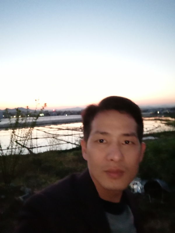 不忘初心的第一张照片--邢台相亲服务中心