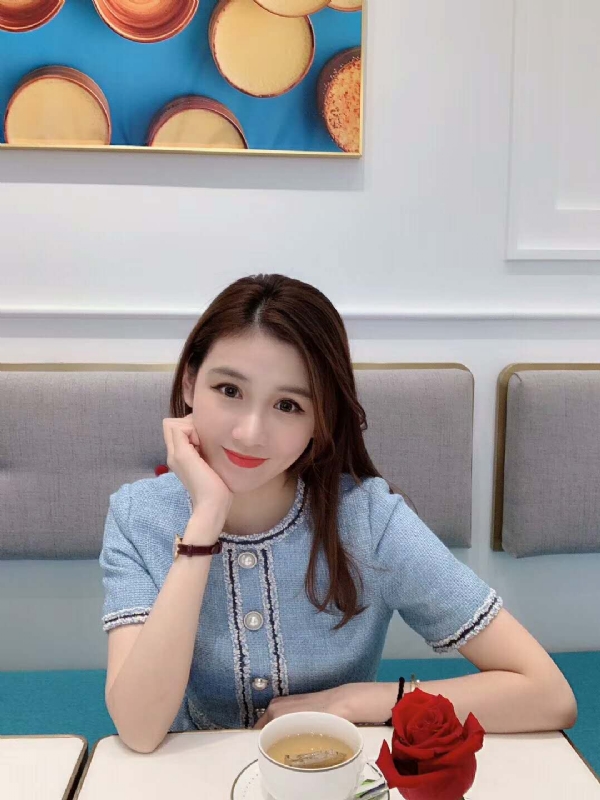 Emily的第二张照片--邢台相亲服务中心