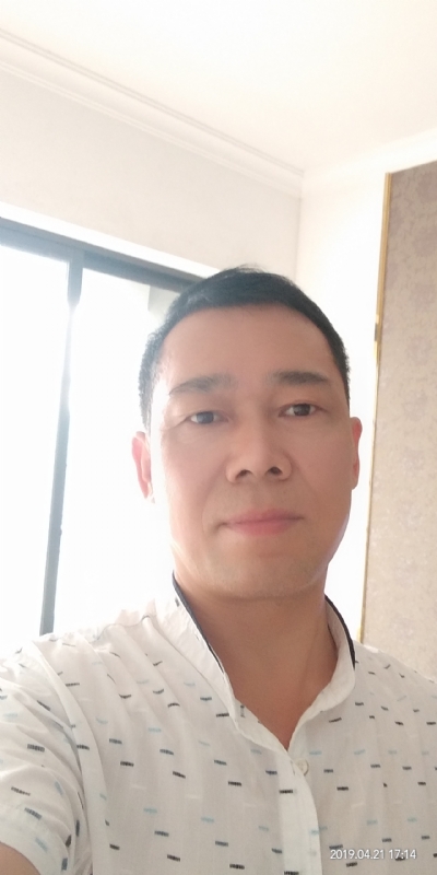 朝望大海的第一张照片--邢台相亲服务中心