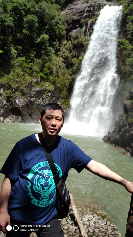 石头的第一张照片--邢台相亲服务中心