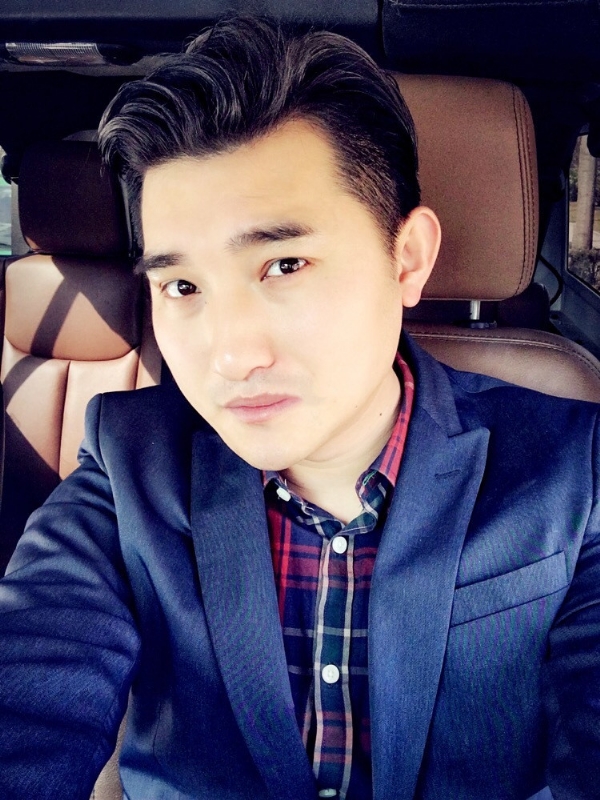 奋斗的第三张照片--邢台相亲服务中心