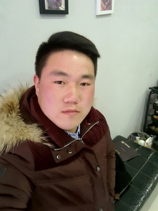 小飞的第一张照片--邢台相亲服务中心