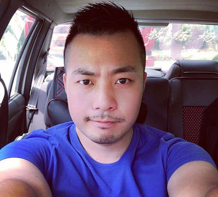 刘江平的第三张照片--邢台相亲服务中心