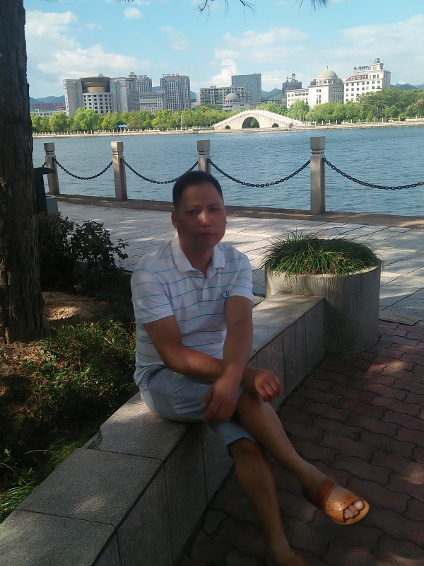 尹力的第一张照片--邢台相亲服务中心