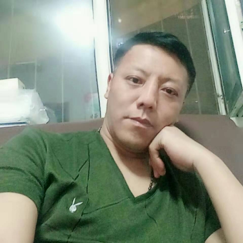 龍行天下的第一张照片--邢台相亲服务中心