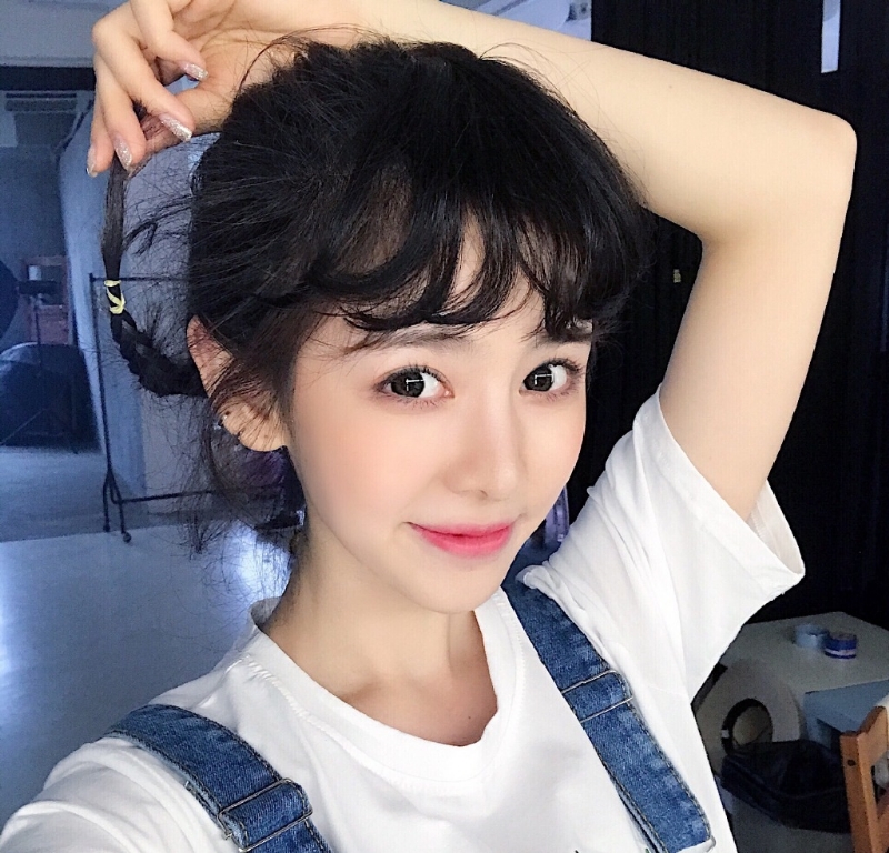 迷离的第一张照片--邢台相亲服务中心