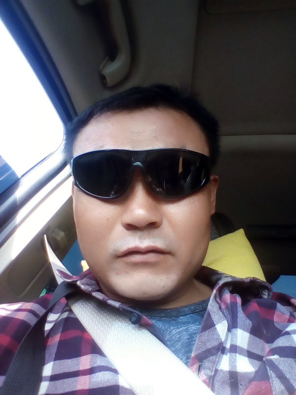 莱芜强哥的第一张照片--邢台相亲服务中心