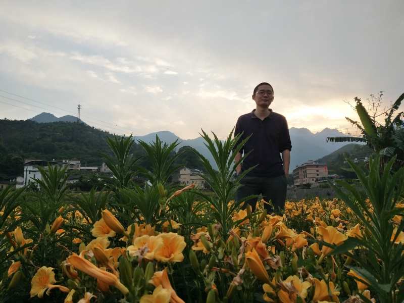 黄晓东的第一张照片--邢台相亲服务中心