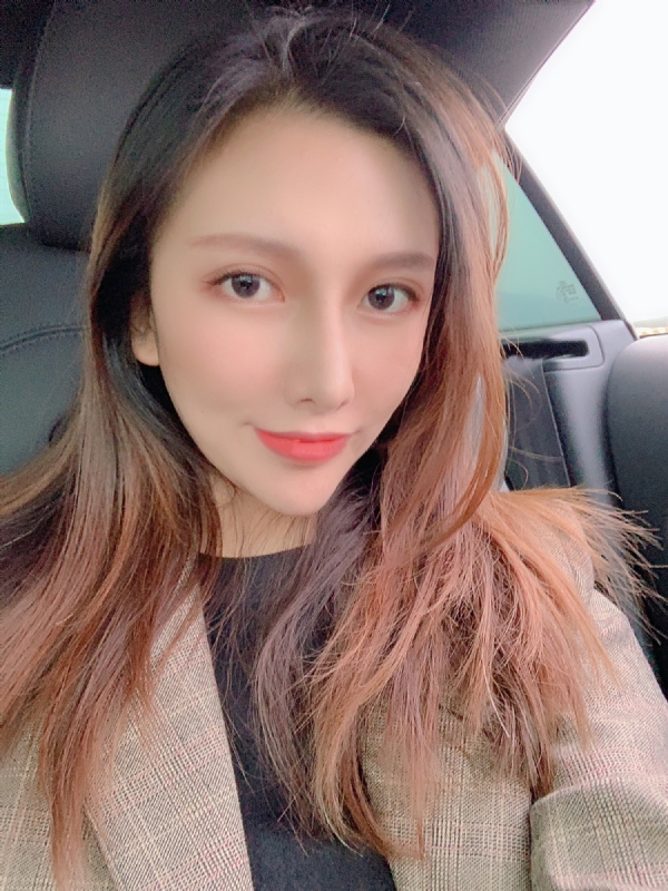 李岚Lancy的第一张照片--邢台相亲服务中心