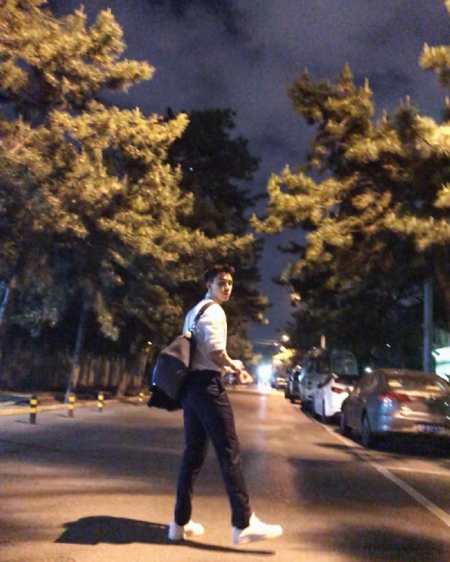 深海的第二张照片--邢台相亲服务中心