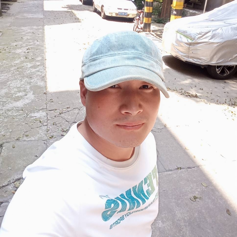 辉光的第一张照片--邢台相亲服务中心