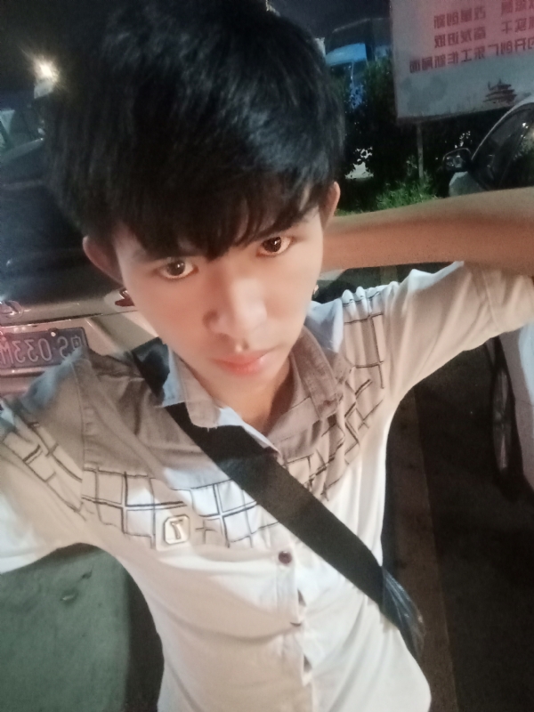 杨哥的第一张照片--邢台相亲服务中心