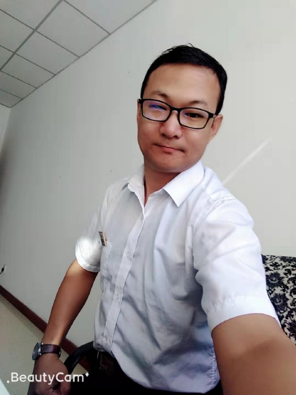 小飞的第一张照片--邢台相亲服务中心