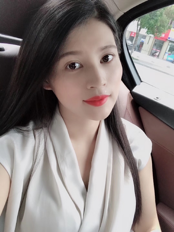 玲子的第一张照片--邢台相亲服务中心