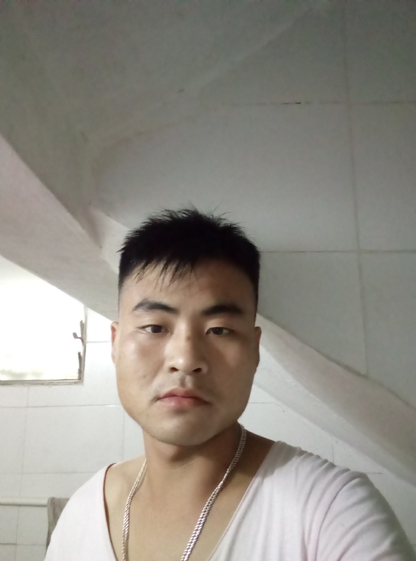 落叶知秋的第一张照片--邢台相亲服务中心