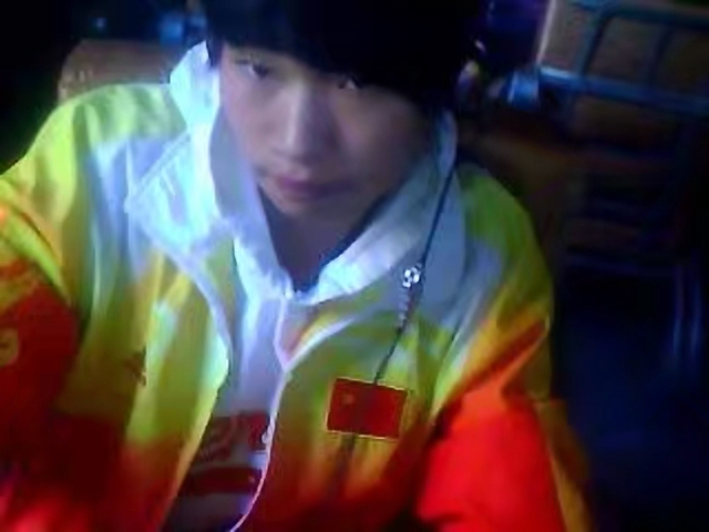 路边的野草的第一张照片--邢台相亲服务中心