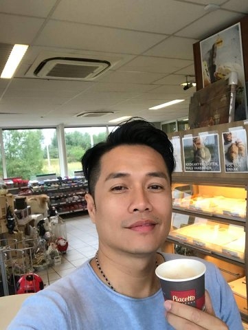 短歌的第一张照片--邢台相亲服务中心