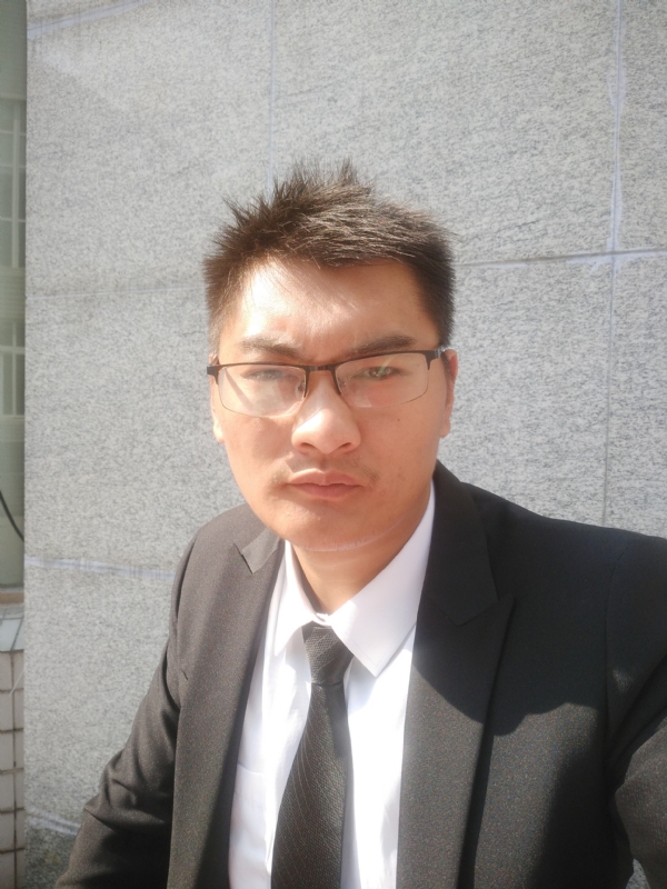 孤独的人的第一张照片--邢台相亲服务中心