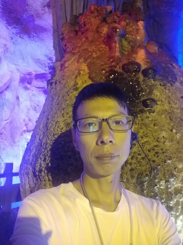 红叶的第一张照片--邢台相亲服务中心