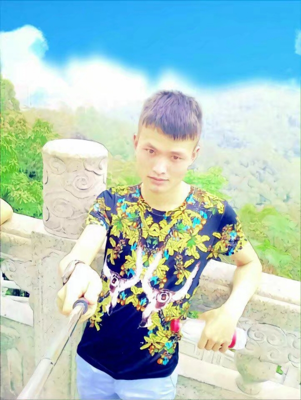 孤独王者元首的第一张照片--邢台相亲服务中心