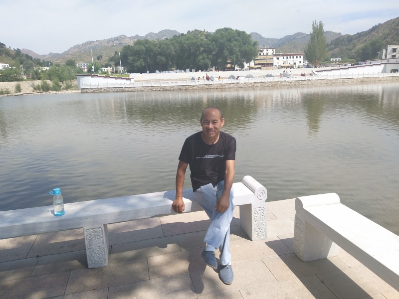 大漠独行的第一张照片--邢台相亲服务中心