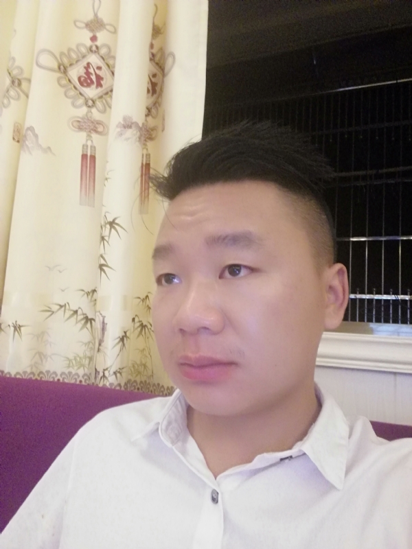 王梓林的第一张照片--邢台相亲服务中心