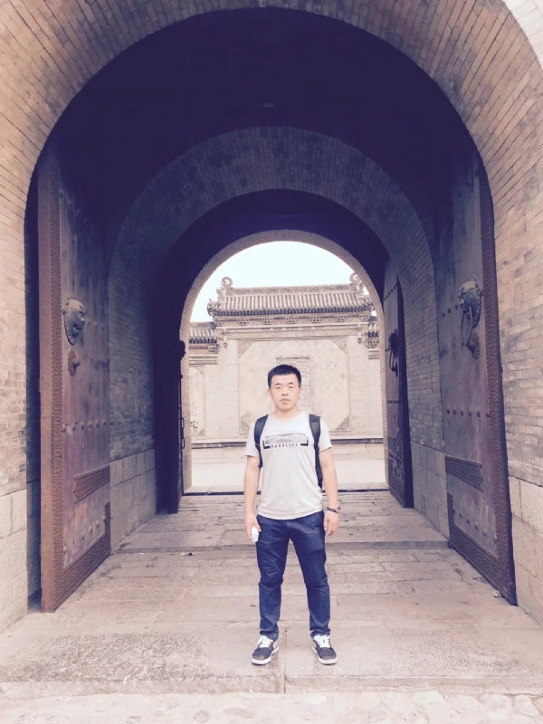 寻寻觅觅的第一张照片--邢台相亲服务中心