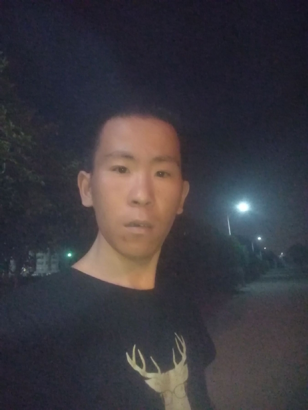 俞凯斌的第一张照片--邢台相亲服务中心