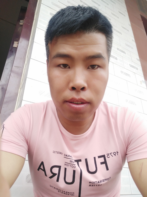 守护爱情的第一张照片--邢台相亲服务中心