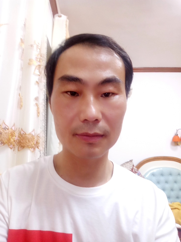 光明的第一张照片--邢台相亲服务中心