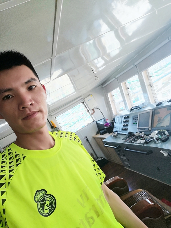 眼里都是你的第一张照片--邢台相亲服务中心