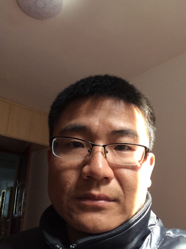 余浩浩的第一张照片--邢台相亲服务中心