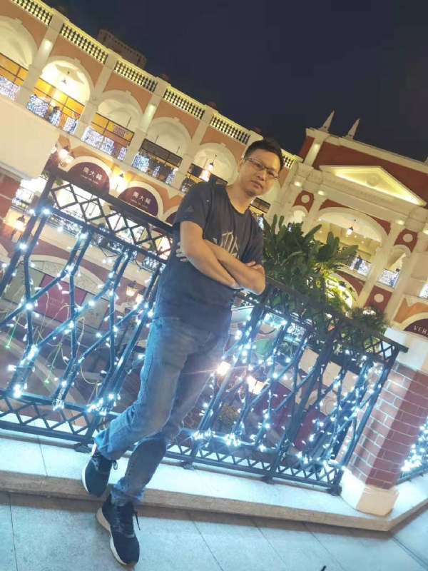 落单恋人的第一张照片--邢台相亲服务中心