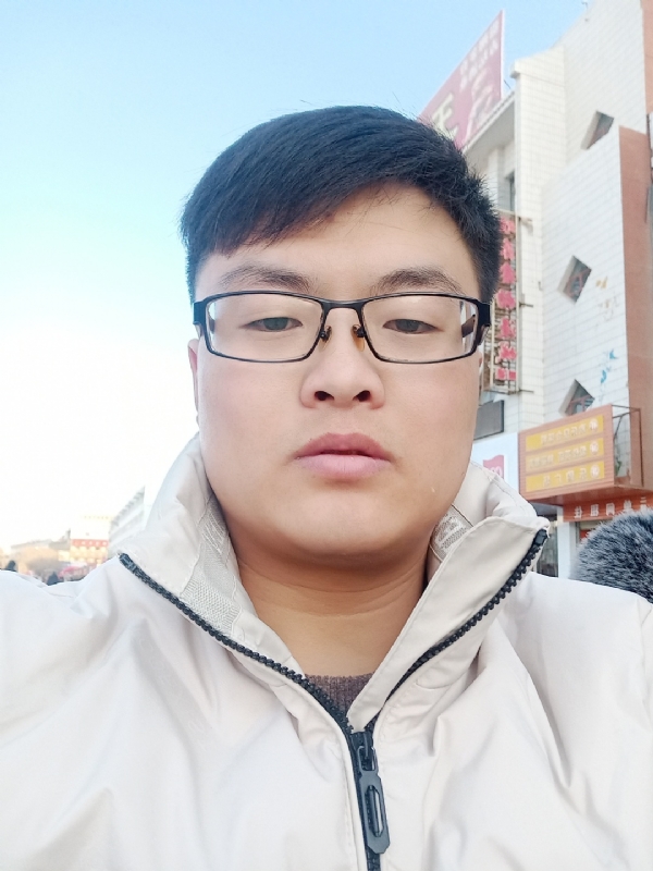 执子之手与子偕老的第一张照片--邢台相亲服务中心