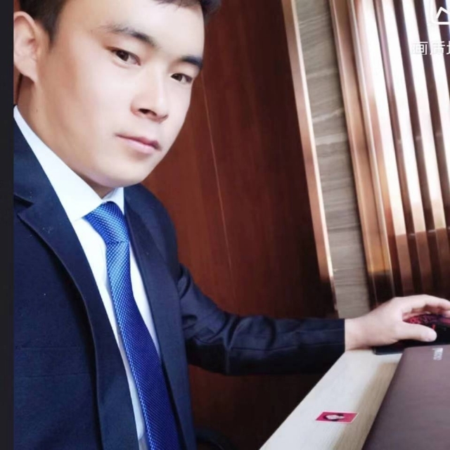 会哭的幸福的第一张照片--邢台相亲服务中心